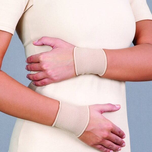 Flexible seamless wrist bandage